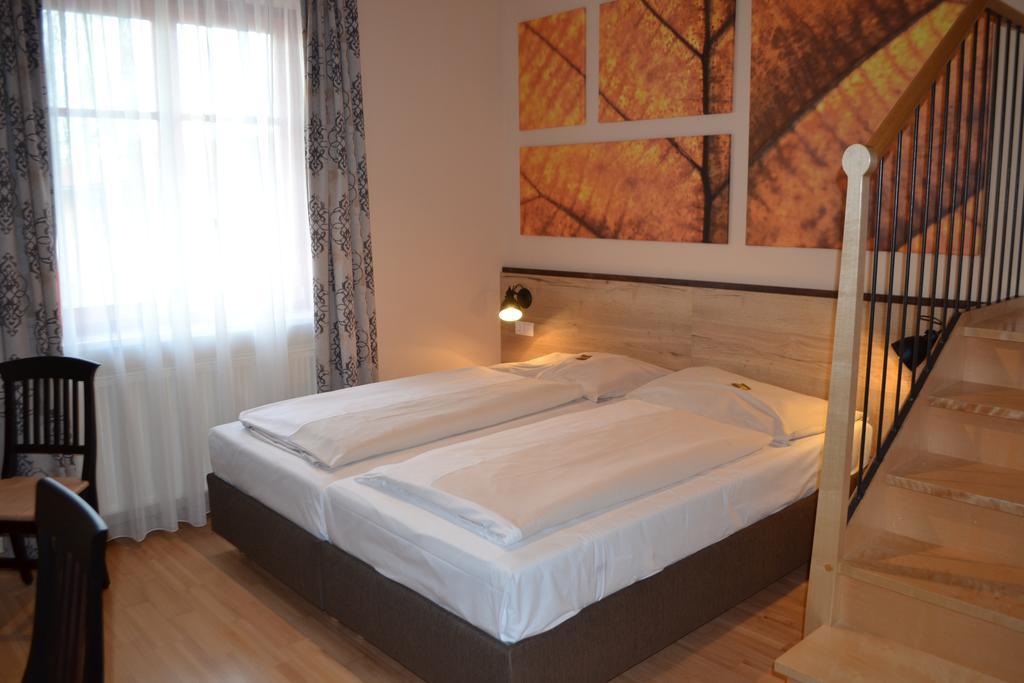 Jufa Hotel Fuerstenfeld Extérieur photo