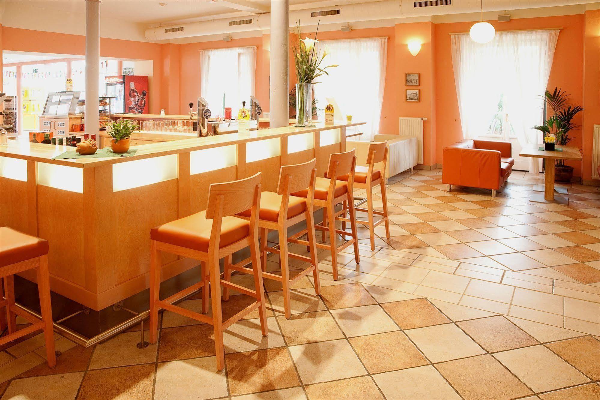 Jufa Hotel Fuerstenfeld Extérieur photo