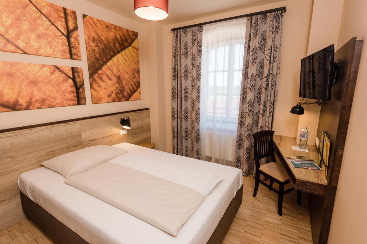 Jufa Hotel Fuerstenfeld Extérieur photo